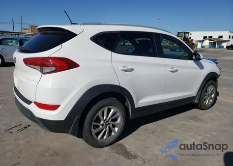 2016 Hyundai Tucson Limited z USA, uszkodzony, nr VIN KM8J33A49GU027002